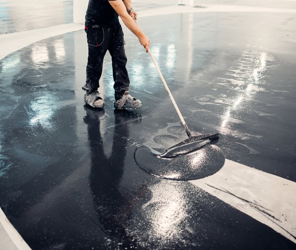 Workplace,Under,Maintenance,,Epoxy,Floor,Installation,Over,Existing,Concrete,Using